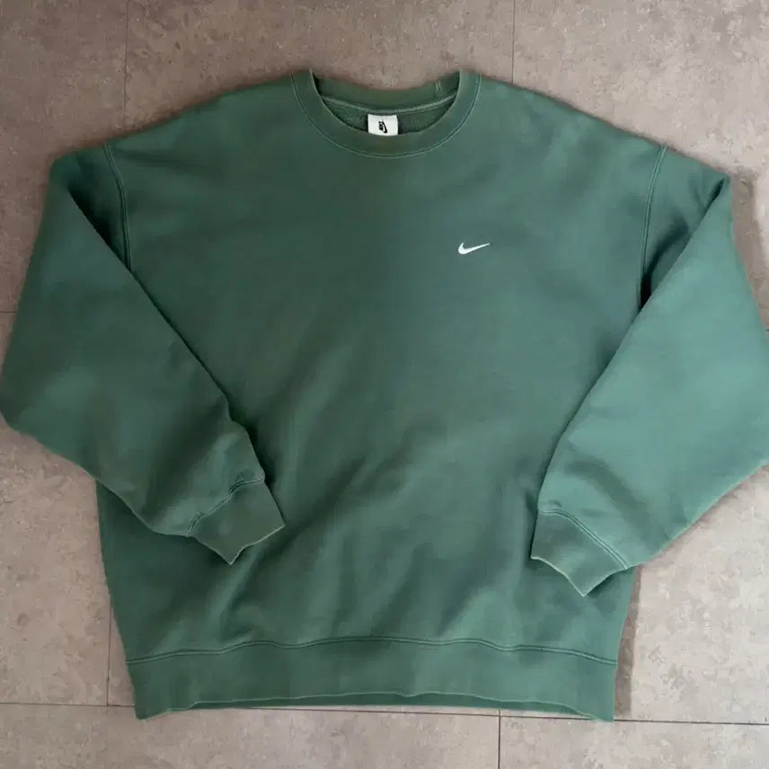 [BUNJANG] Nike Swoosh Sweatshirt Set Mint Condition / 나이키 솔로 스우시 맨투맨+반바지 세트