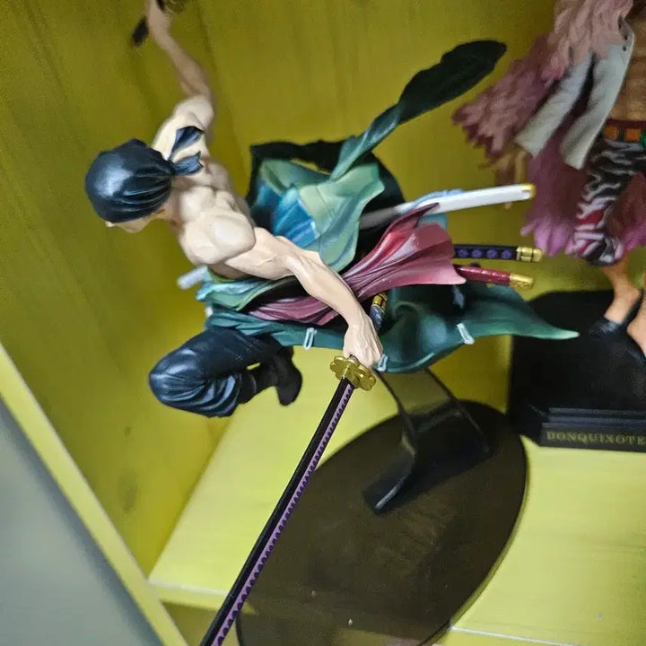 [BUNJANG] One Piece Zoro Hyogoking Figure / 원피스 조로 피규어 조형왕