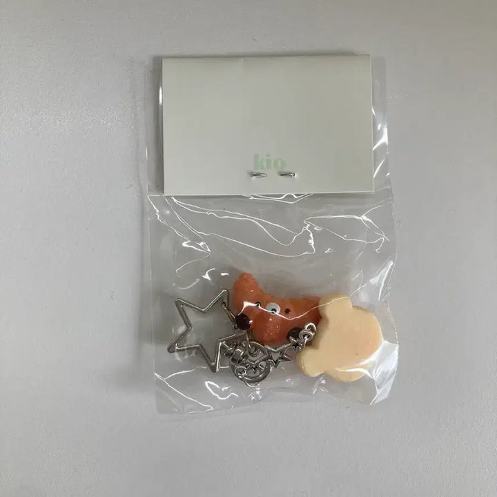 [BUNJANG] Kiyo Croissant &amp; Donut Keychain (Sealed) / [미개봉] 키요님 크로와상 앤 도넛 키링