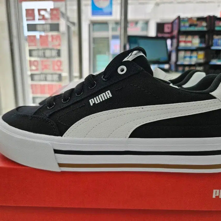 [BUNJANG] Puma Sneakers Black/White 260mm / 푸마 스니커즈 260mm 블랙/화이트 새상품