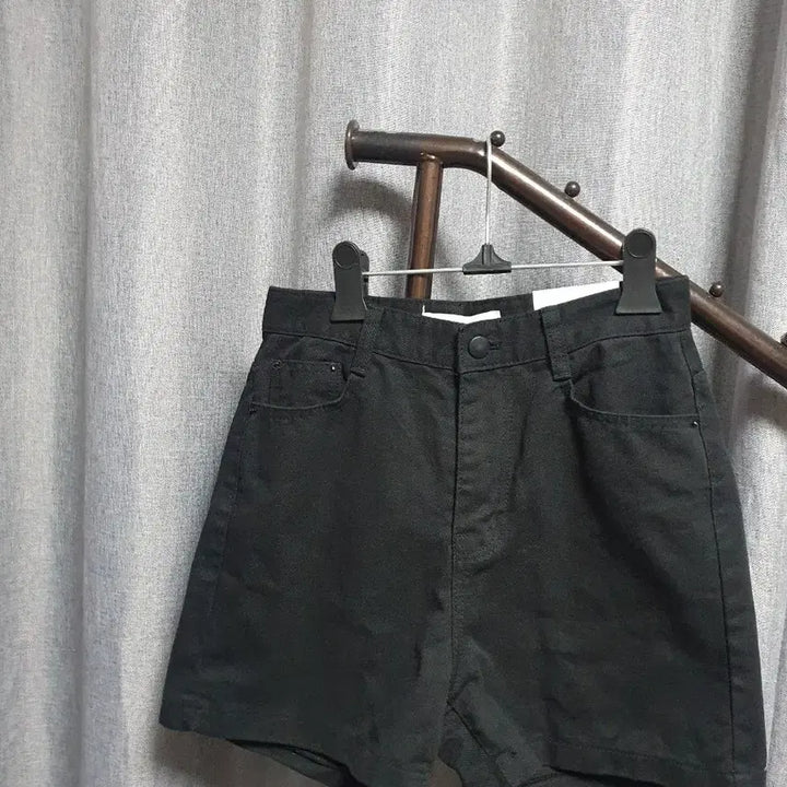 [BUNJANG] M Black Shorts / M 블랙 반바지 숏팬츠 (Stunning 택)