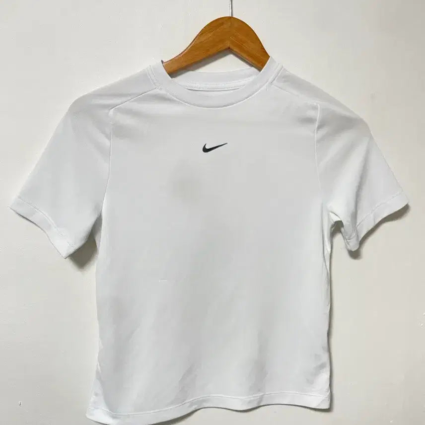 [BUNJANG] Nike Swoosh Performance Spandex Short Sleeve T-Shirt / 55 나이키 스우시 기능성 스판 반팔티 정품