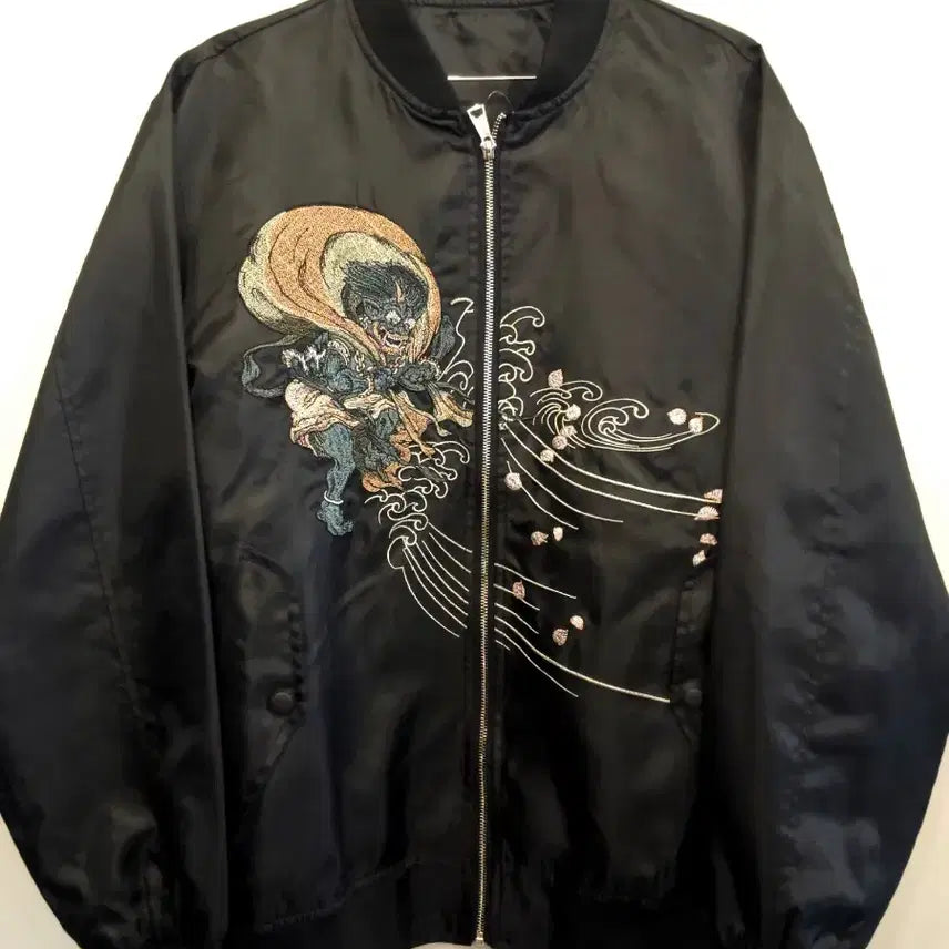 [BUNJANG] Vintage Fujin Embroidered Sukajan Bomber Jacket (L) / 빈티지 풍신 자수 스카잔 봄버 자켓/ L