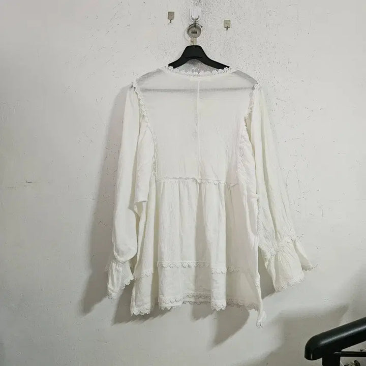 [BUNJANG] White Lace Long Blouse / 화이트 레이스 롱 블라우스