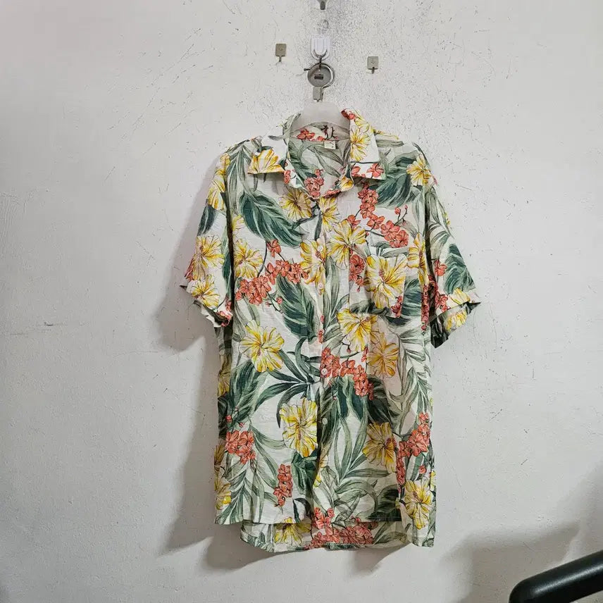 [BUNJANG] Flower Print Short Sleeve Shirt Hawaiian Style / 플라워 프린트 반팔 셔츠 하와이안 스타일