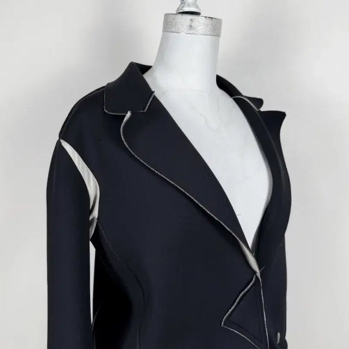 [BUNJANG] Emporio Armani Sponge Black Jacket / 엠포리오 아르마니/스폰지 블랙 자켓 38/라덴