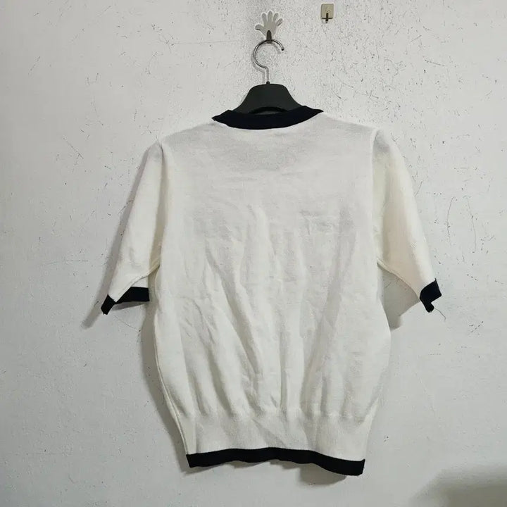 [BUNJANG] Color Block Short Sleeve Knit Top / 화이트 블랙 배색 반팔 니트