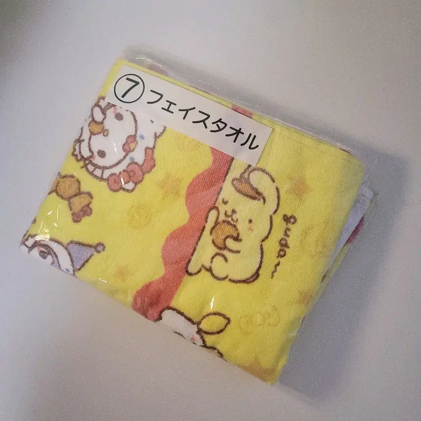 [BUNJANG] Sanrio Atarikuuji Face Towel (Sealed) / [미개봉] 산리오 아타리쿠지 페이스타월