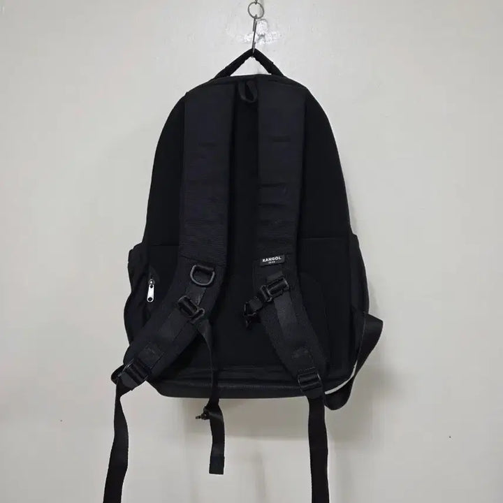 [BUNJANG] Kangol Black Backpack Bag / 캉골 블랙 백팩 가방.260508