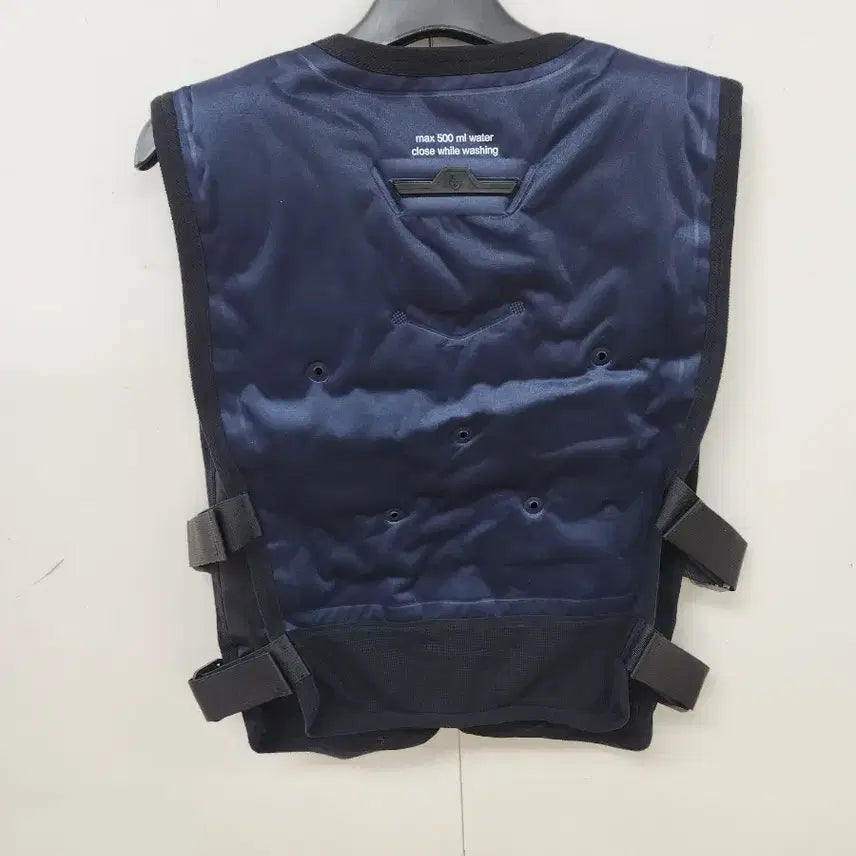[BUNJANG] Blackyak Ice Cooling Vest (Free Size) / (정품) 블랙야크 아이스쿨링 냉감조끼 (free)