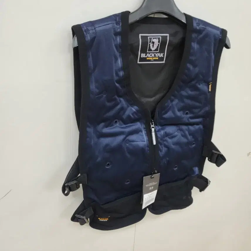 [BUNJANG] Blackyak Ice Cooling Vest (Free Size) / (정품) 블랙야크 아이스쿨링 냉감조끼 (free)