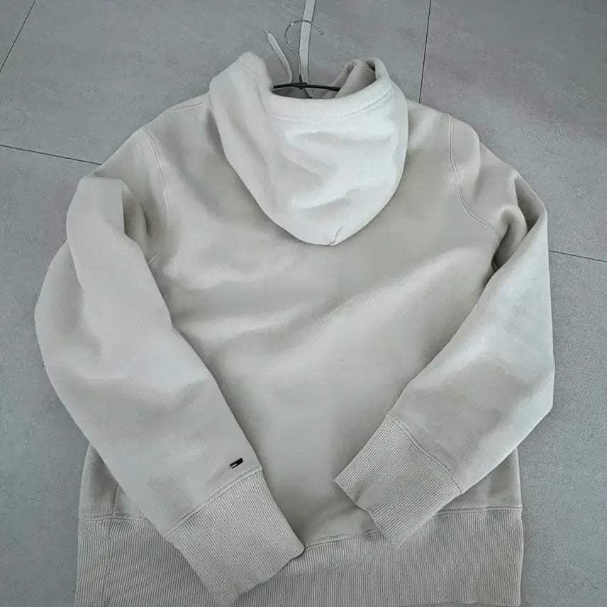 [BUNJANG] Tommy Hilfiger Embroidered Fleece Hoodie Ivory M / 타미힐피거 아이보리 기모 자수 후드티 m