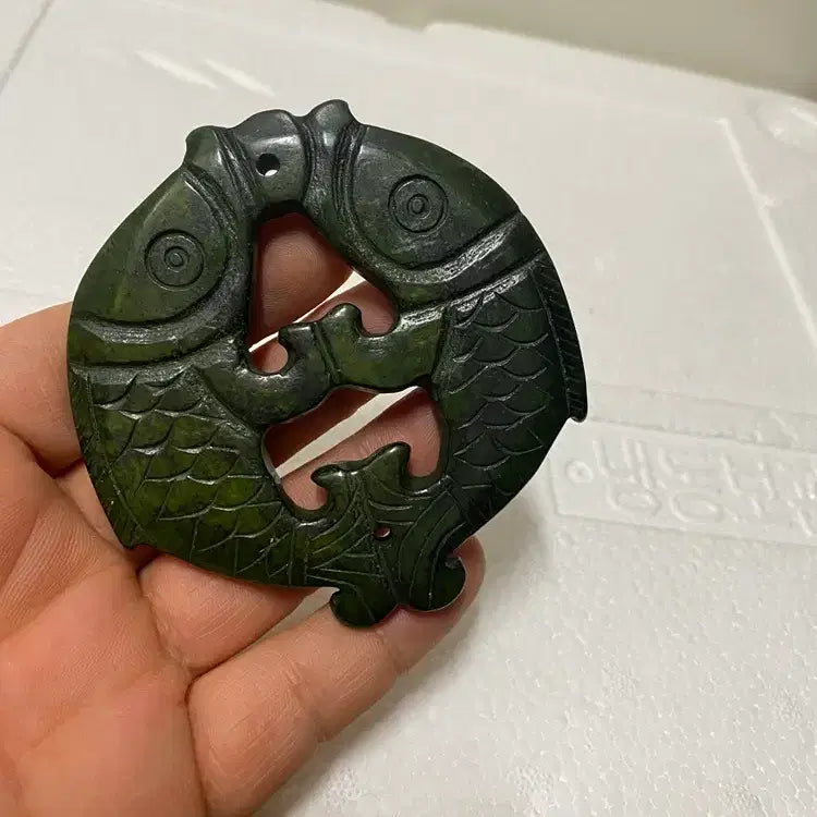 [BUNJANG] Jade Carving of Two Kissing Fish / 물고기 두마리가 키스하는 옥조형   /요316