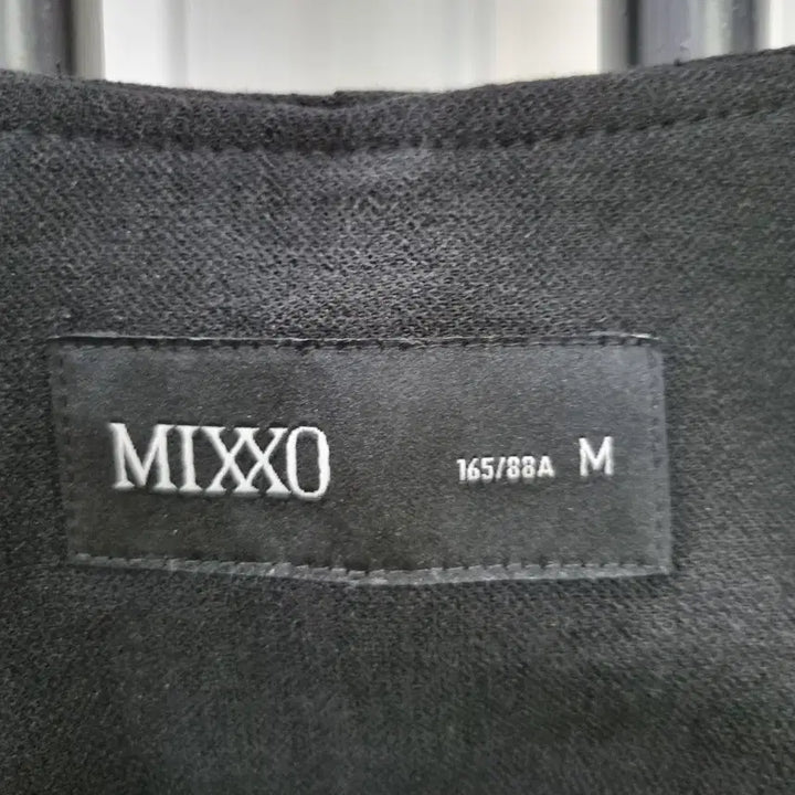 [BUNJANG] MIXXO Short Sleeve Cropped Jacket Black M / MIXXO 믹쏘 반팔 크롭 자켓 블랙 M