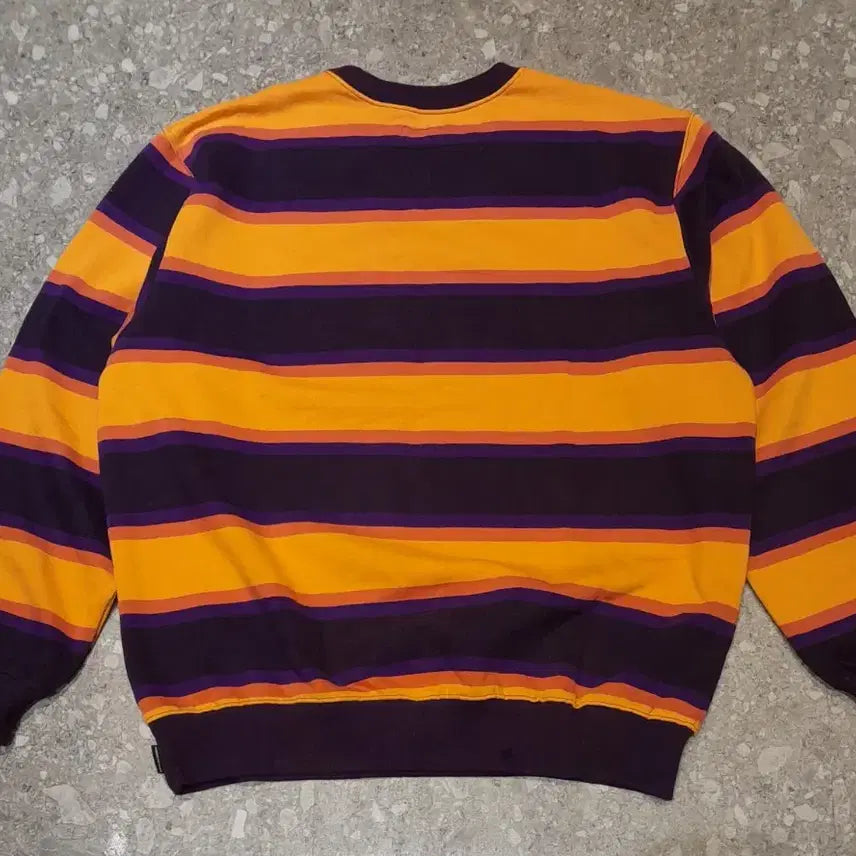 [BUNJANG] thisisneverthat Sweatshirt / 디스이즈네버댓 스웻셔츠 맨투맨 (XL)