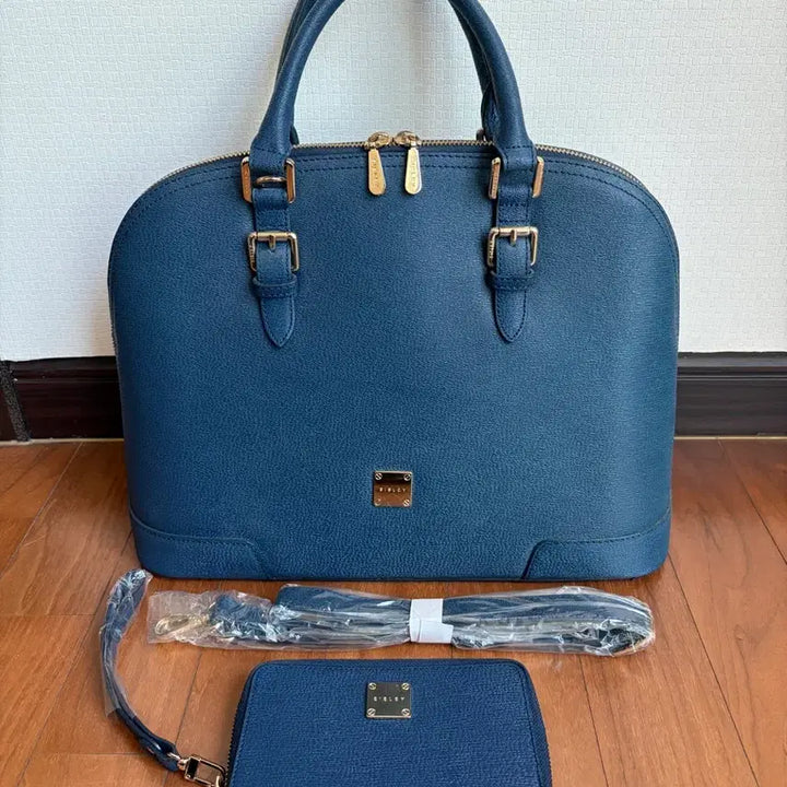 [BUNJANG] Sisley Ella Bag Navy Gold Buckle Detachable Strap / [미사용 신품] 시슬리 엘라백 미사용 신품