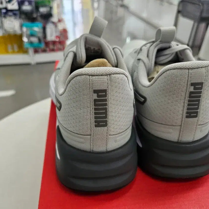 [BUNJANG] Puma Running Shoes Gray 260mm / 푸마 런닝화 회색 새상품 260mm