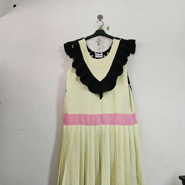 [BUNJANG] LANDGRAF Yellow Pleated Midi Dress / LANDGRAF 옐로우 플리츠 원피스