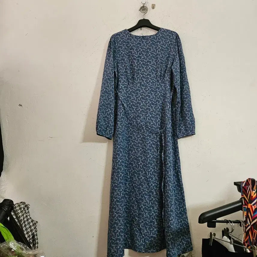 [BUNJANG] Floral Print Long Dress Blue / 잔꽃무늬 롱 원피스 블루 FREE