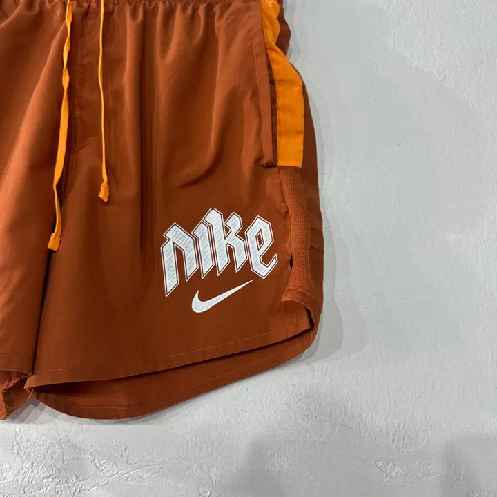 [SOLD OUT] 나이키 러닝 반바지 M