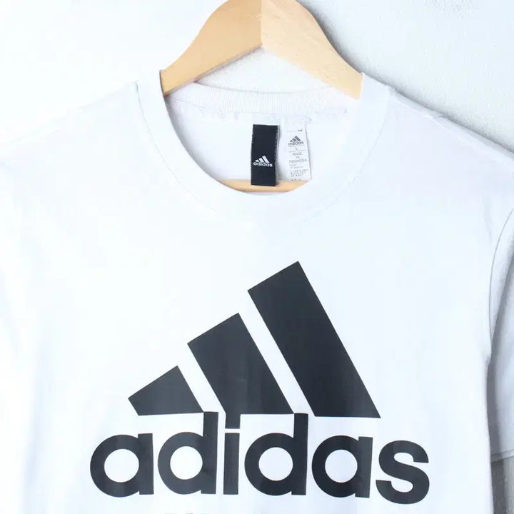 [BUNJANG] Adidas Big Logo Short Sleeve T-Shirt White Old School / W(L) 아디다스 반팔 티셔츠 빅로고 화이트 올드스쿨-75A8