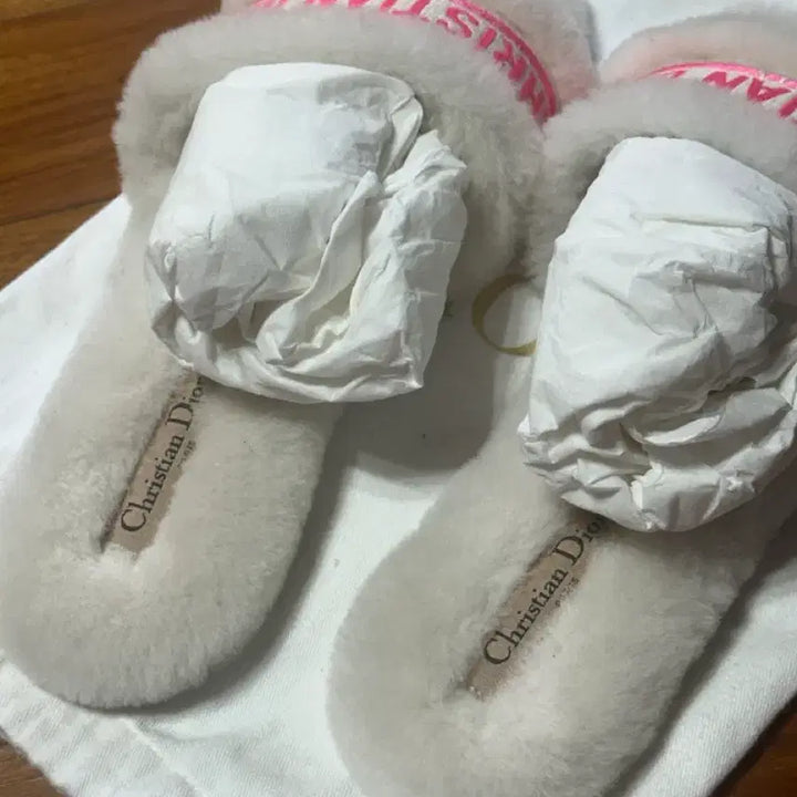 [BUNJANG] Dior Shearling Fuchsia Logo Slides Sandals Women&
