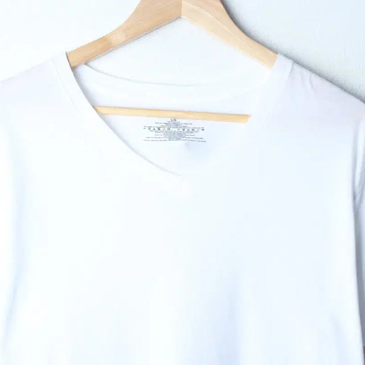 [BUNJANG] Tommy Hilfiger V-Neck Basic T-Shirt (L-XL) White / (L-XL) 타미힐피거 반팔 티셔츠 브이넥 화이트 무지 기본-75AC