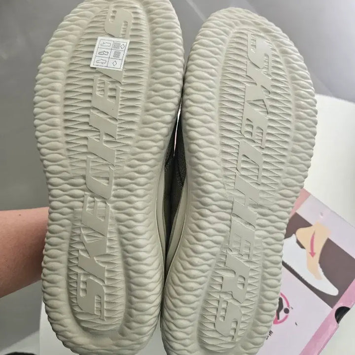 [BUNJANG] Skechers Swift Fit TAUPE Sneakers 275mm / 스케쳐스 스위프트핏 TAUPE 운동화 275mm
