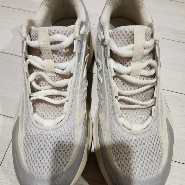[BUNJANG] New Balance Catalyst V1 Running Shoes (WCATLY1) Size 220 / 뉴발란스 운동화 카탈리스트 V1(WCATLY1) 러닝화 사이즈220아