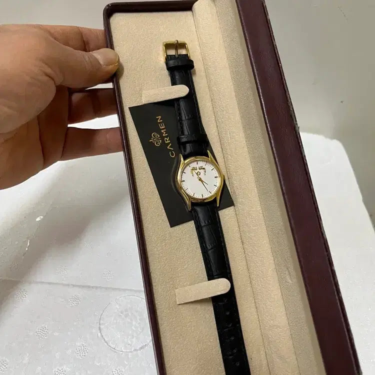 [BUNJANG] Presidential Watch with Case / 상태 최공 청와대 대통령 시계(케이스포함)     /요316