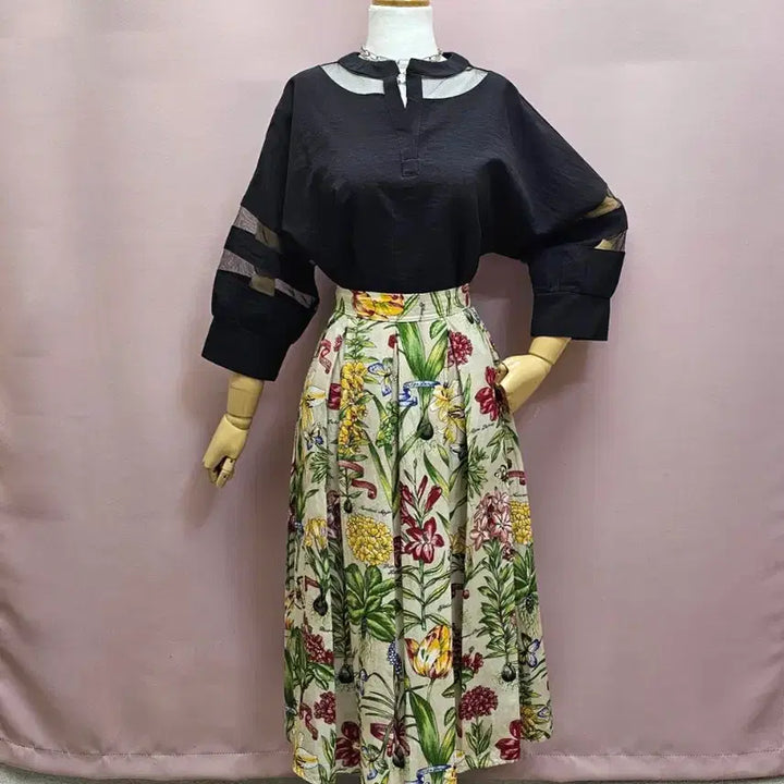 [BUNJANG] TIMELESS High-Quality Floral Pintuck Long Skirt / TIMELESS 고퀄 플로럴 핀턱 롱스커트