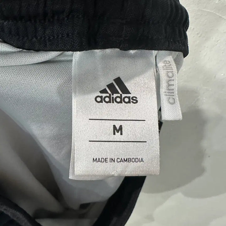 [BUNJANG] Adidas Three-Stripes Shorts / 아디다스 삼선 반바지 M