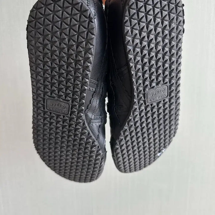 [BUNJANG] Onitsuka Tiger Mary Jane Shoes (245) / 오니츠카타이거 메리제인 245