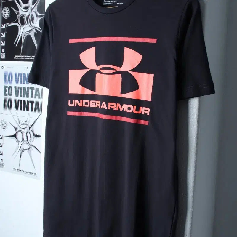 [BUNJANG] Under Armour Big Logo T-Shirt Charcoal Old School / (S-M) 언더아머 반팔 티셔츠 빅로고 차콜 올드스쿨-75B6