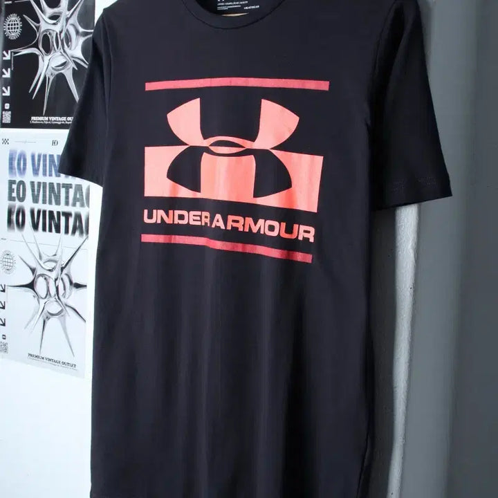 [BUNJANG] Under Armour Big Logo T-Shirt Charcoal Old School / (S-M) 언더아머 반팔 티셔츠 빅로고 차콜 올드스쿨-75B6
