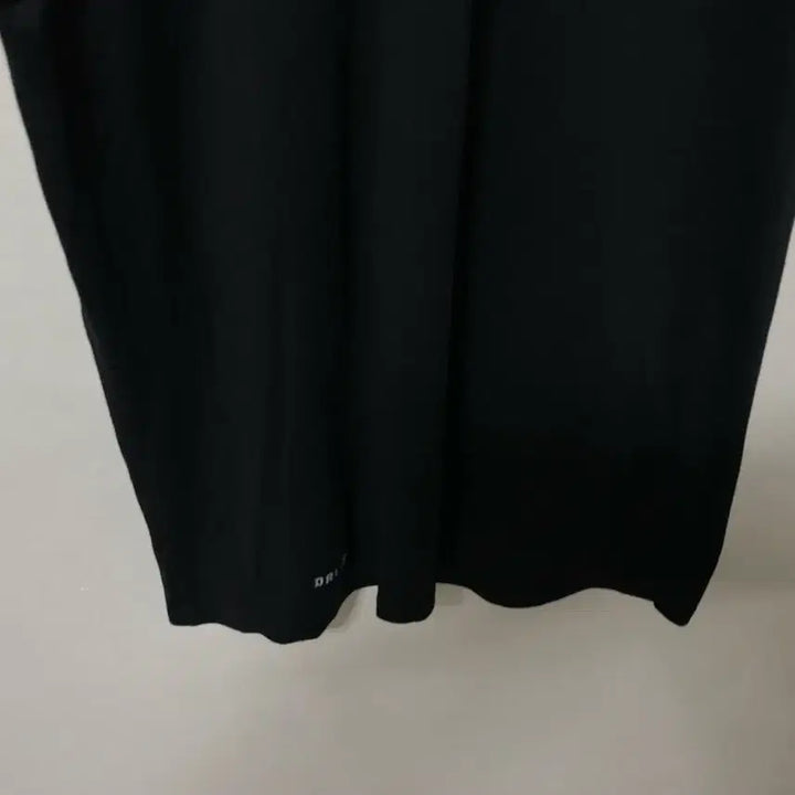 [SOLD OUT] 95 나이키 드라이핏 기능성 스판 반팔티 정품