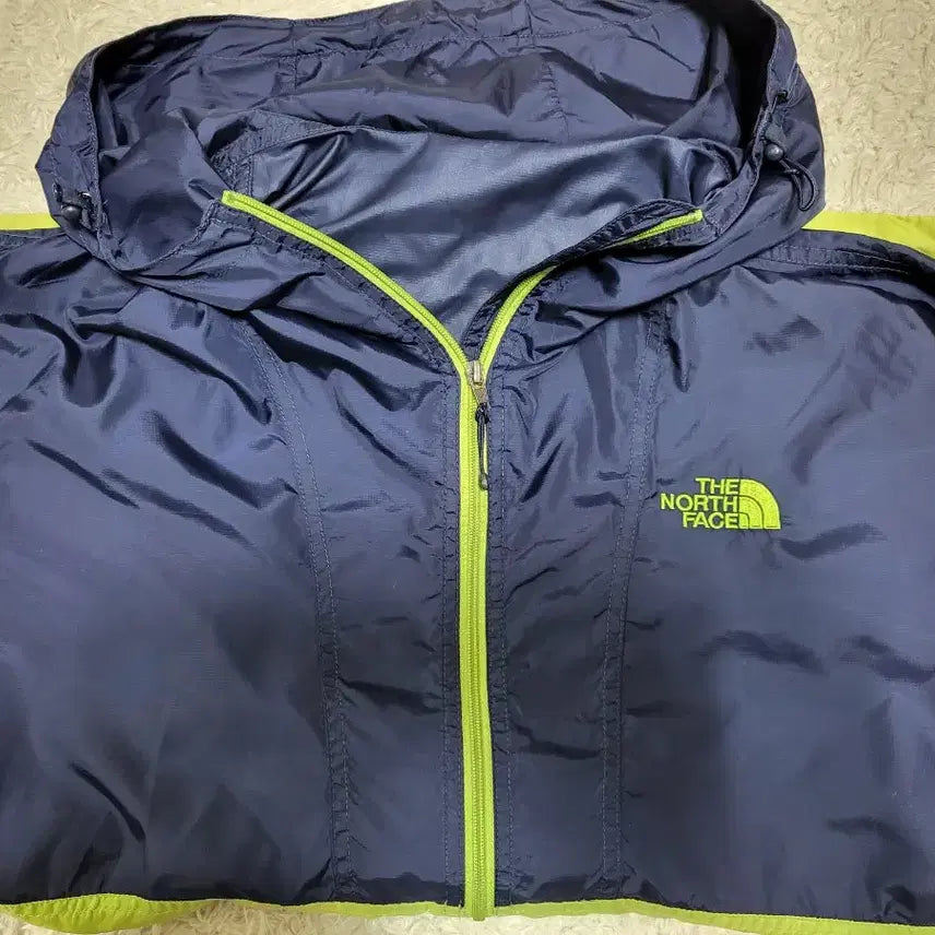 [BUNJANG] The North Face Lightweight Jacket &amp; Windbreaker Jacket Set (Size L) / 노스페이스경량자켓&amp;노스페이스바람막이자켓 2Set(모두드림)