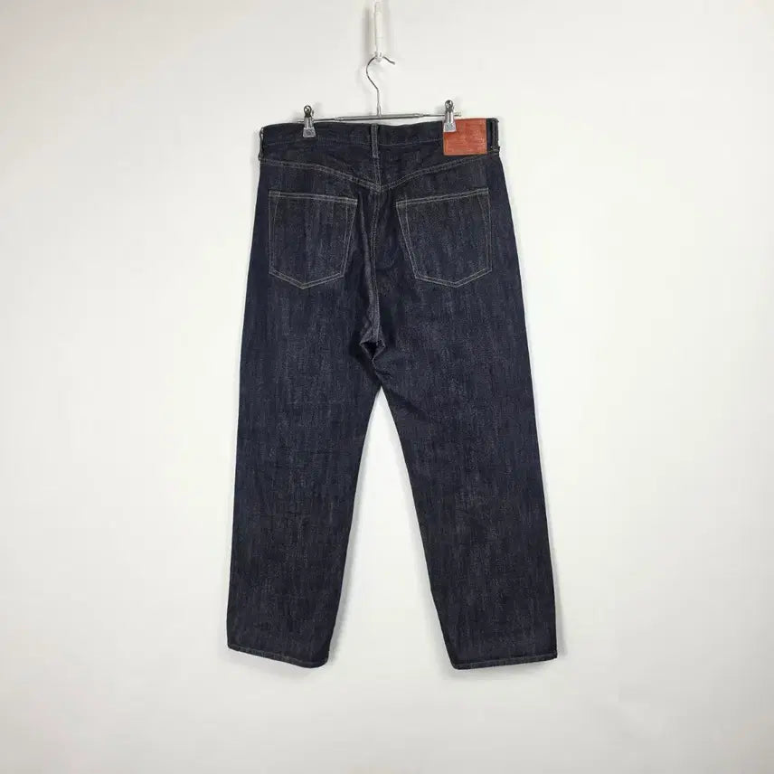 [BUNJANG] Outstanding Indigo Denim Pants Men&