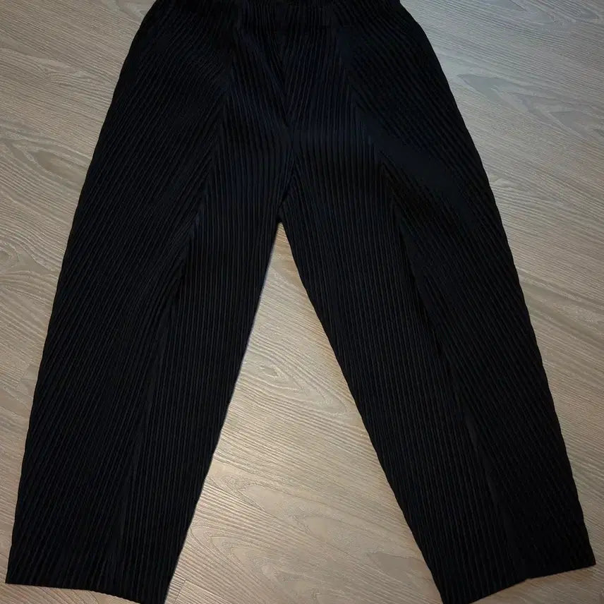 [BUNJANG] Homme Plissé Pleated Pants Black Size 2 / [2] 옴므플리세 바지