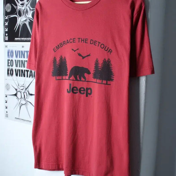 [BUNJANG] Jeep Big Logo Oversized T-Shirt Burgundy / (XL-2XL) 지프 반팔 티셔츠 빅로고 버건디 올드스쿨-75BC