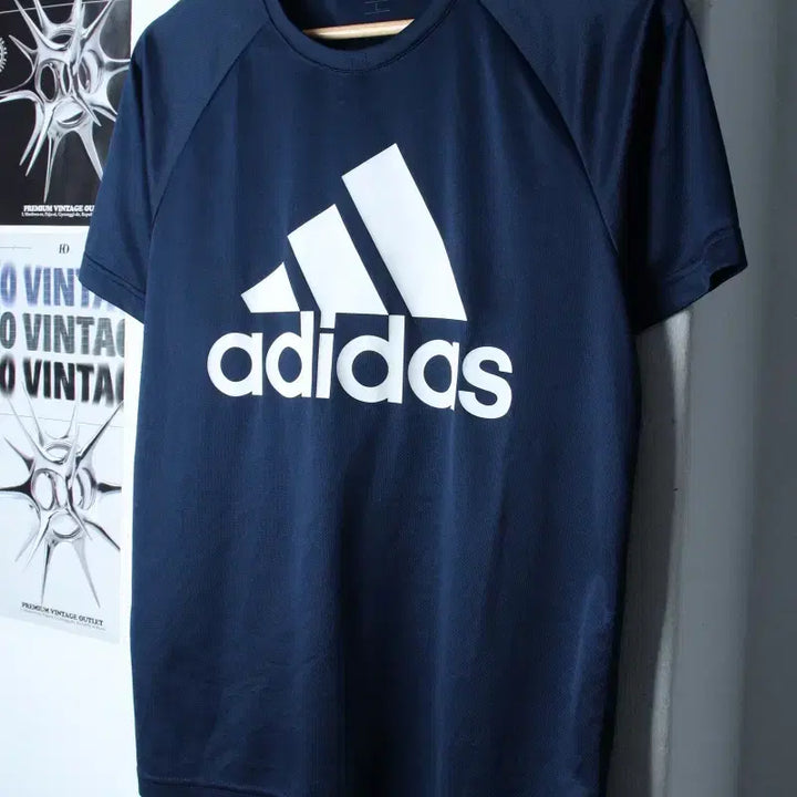 [BUNJANG] Adidas Big Logo Performance Short Sleeve T-Shirt Navy / (L) 아디다스 반팔 티셔츠 기능성 빅로고 네이비-75BD
