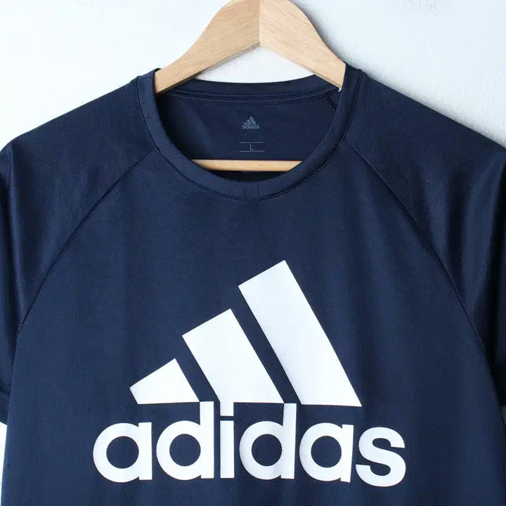 [BUNJANG] Adidas Big Logo Performance Short Sleeve T-Shirt Navy / (L) 아디다스 반팔 티셔츠 기능성 빅로고 네이비-75BD