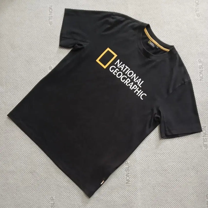 [BUNJANG] National Geographic Black Short Sleeve T-Shirt / 내셔널 지오그래픽 검정 반팔 티셔츠