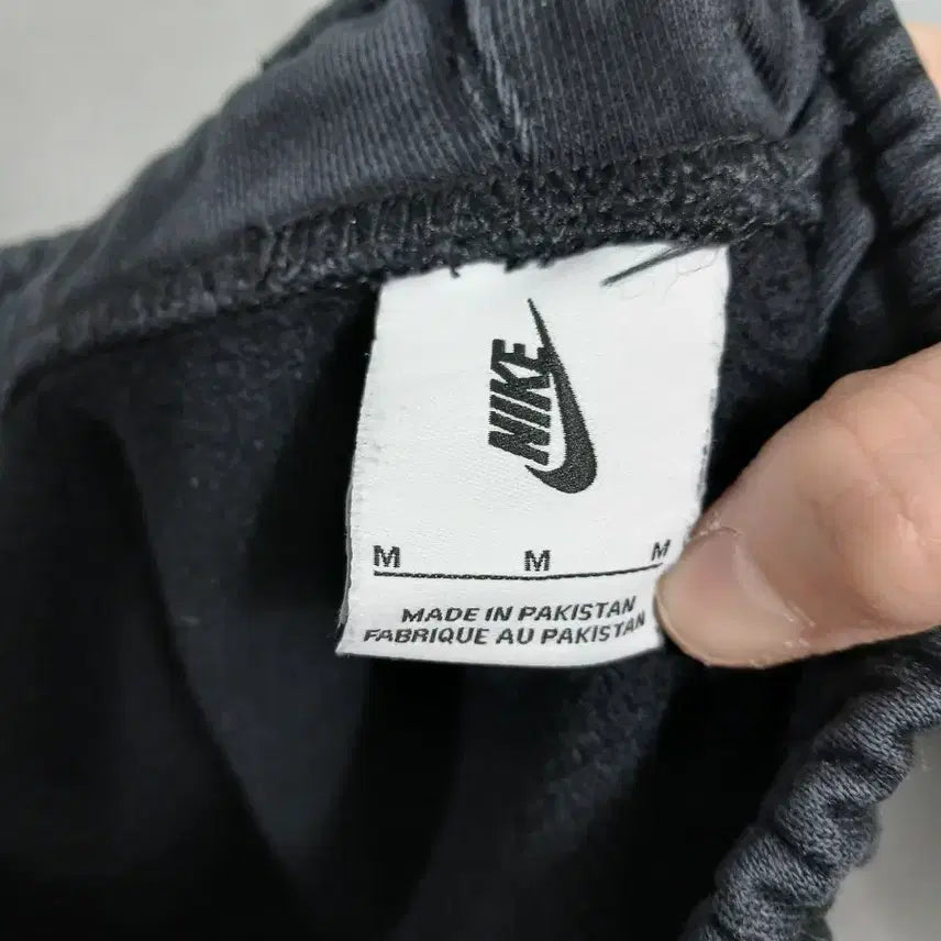 [BUNJANG] Nike Swoosh Black Training Jogger Pants / 나이키 스우시 블랙 트레이닝 조거팬츠