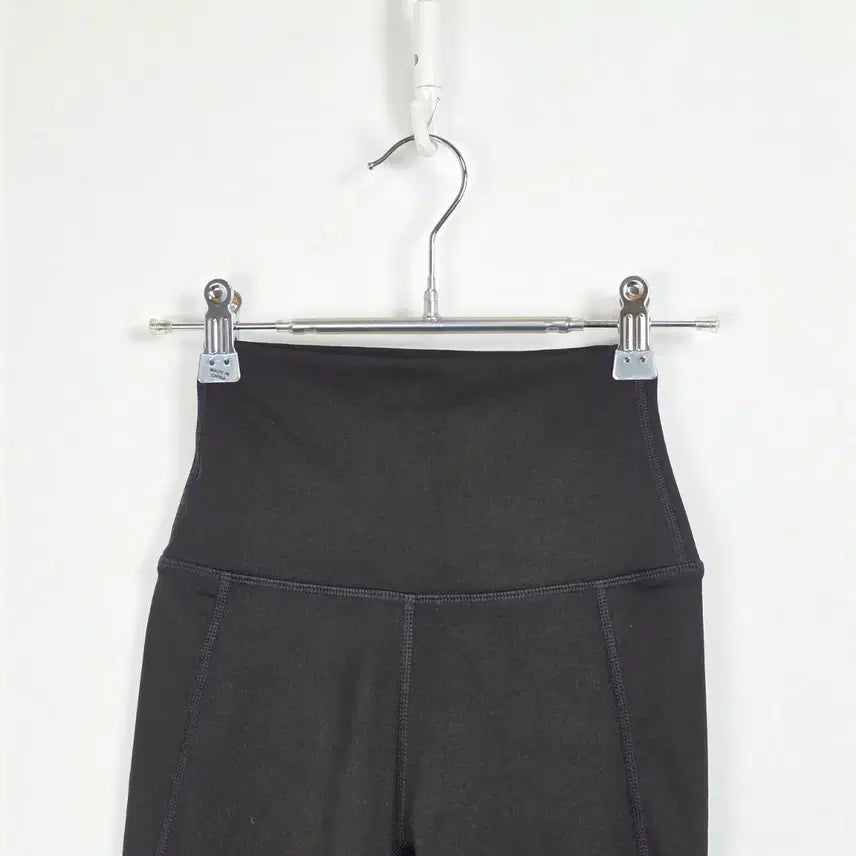 [BUNJANG] STL Black High-Waist 9-Part Leggings - Women&