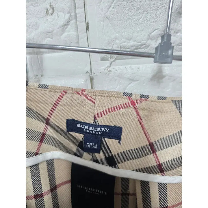 [BUNJANG] Burberry 26-inch Wrap Skirt / 26인치 버버리 랩 스커트 D164