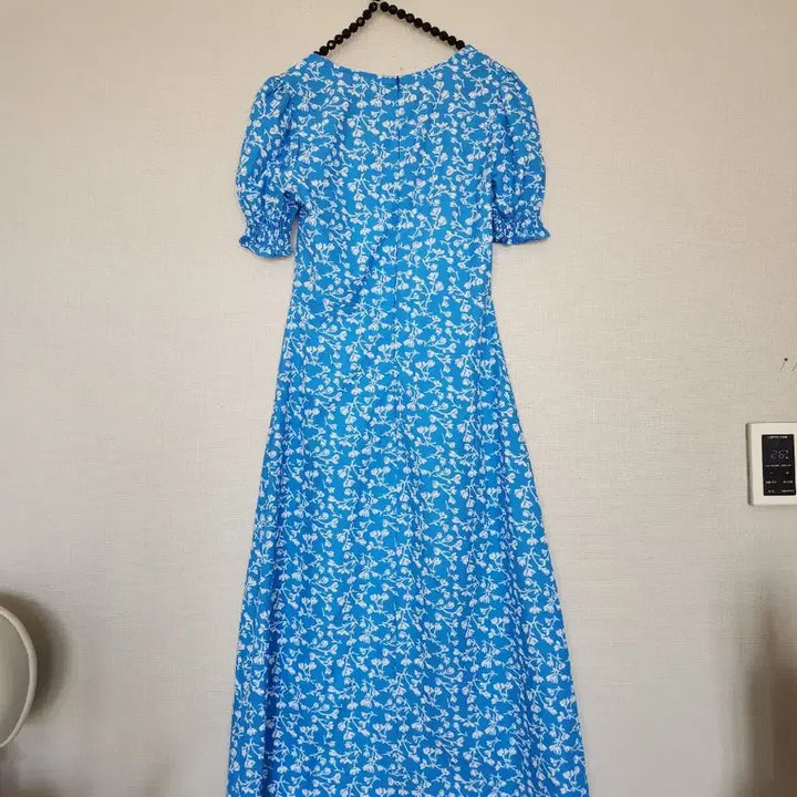 [BUNJANG] Blue Flower Long Dress Square Neck Slit / 블루 플라워 롱 원피스 스퀘어넥 슬릿
