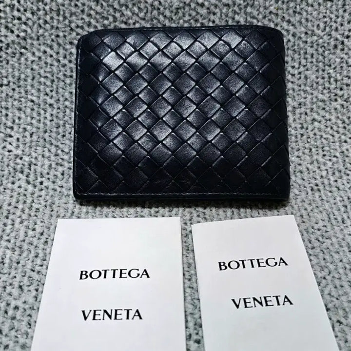 [BUNJANG] Bottega Veneta Black Bi-fold Wallet / [ONE SIZE] 정품 보테가베네타 블랙 반지갑