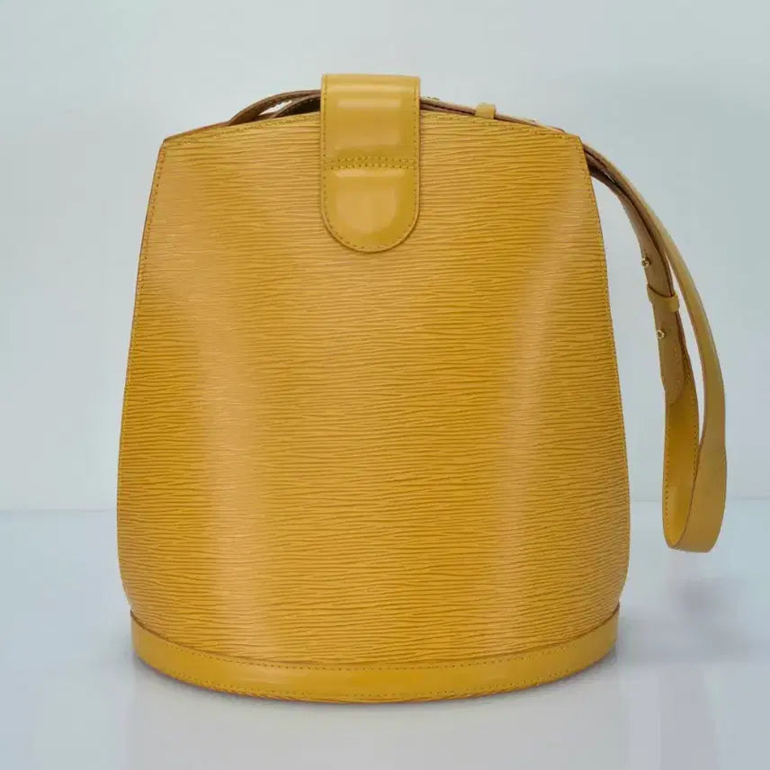 [BUNJANG] Louis Vuitton Epi Leather Cluny Shoulder Bag / 루이비통 에피 클루니 숄더백