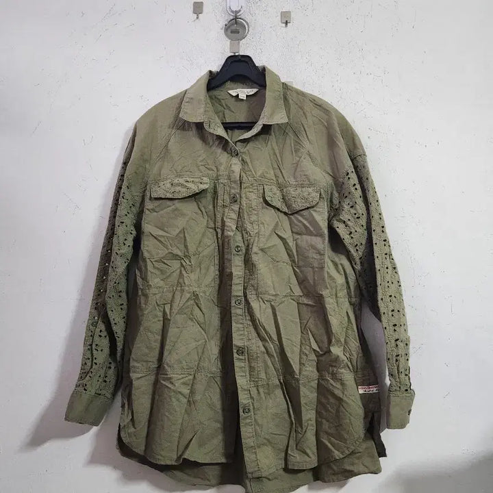 [BUNJANG] Free People Khaki Punching Long Shirt / Free People 카키색 펀칭 롱 셔츠
